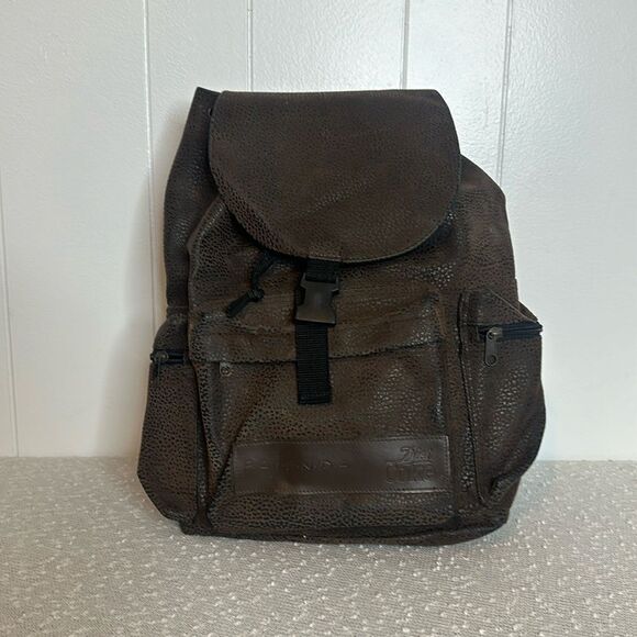 Vintage FRIENDS Warner Bros Diet Coke Pebbled Leather Backpack Back Pack - Picture 1 of 12